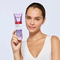 L'Oreal Paris Revitalift Replumping Gel Face Wash Cleanser with Hyaluronic Acid, Suitable for Sensitive Skin, 150 mL