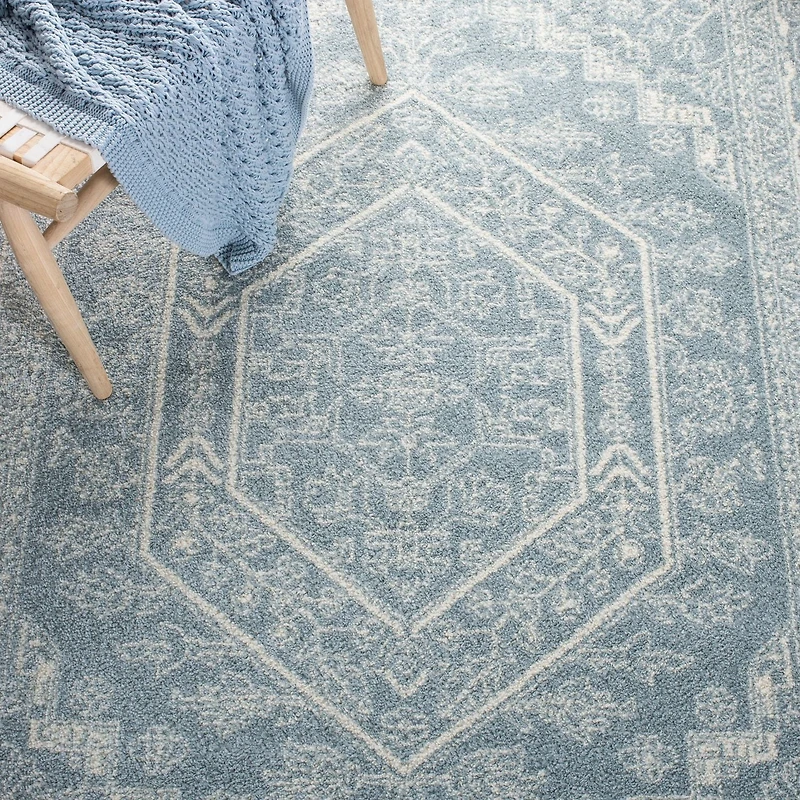SAFAVIEH Adirondack Xavier Traditional Area Rug
