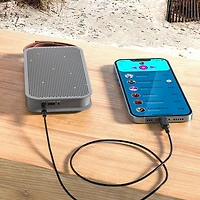 onn. 3 FT./91.4 cm Lightning to 3.5 mm AUX Cable, Made for Apple