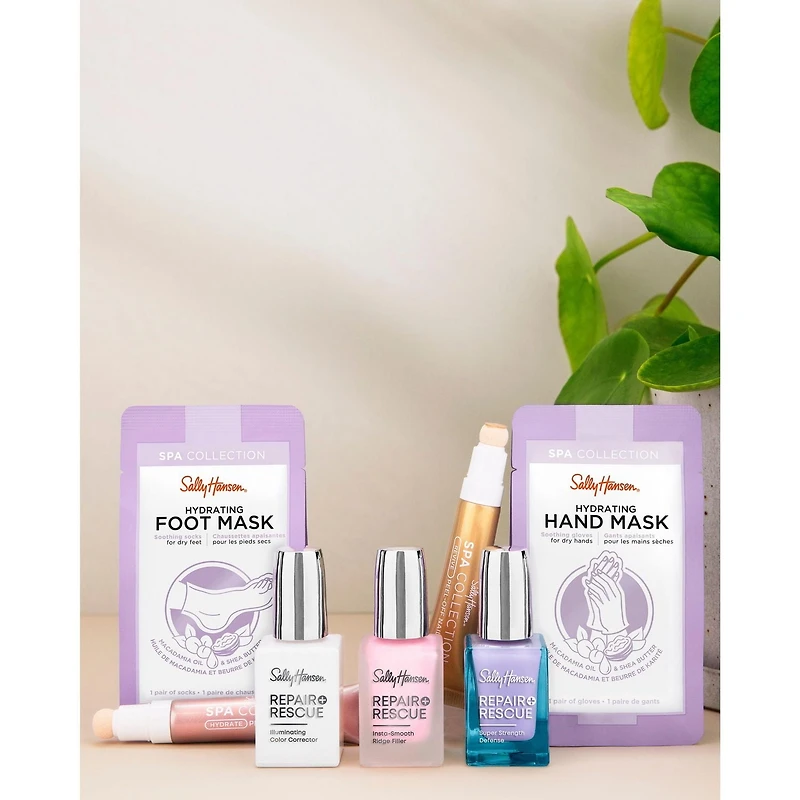 Sally Hansen Hydrating foot mask, Infused with a rich formula with Vitamin E, Macadamia, and Shea Butter, instantly relieves dry feet, At home foot spa