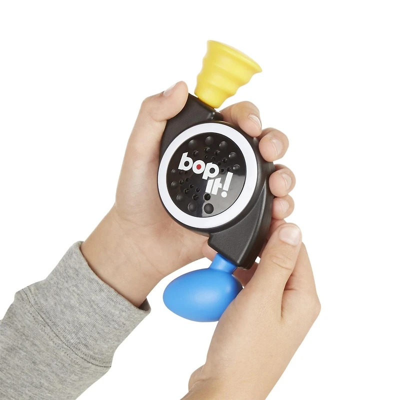 Bop It! Micro Series, jeu électronique, jeu Bop It! classique en format compact, jeu de groupe, enfants dès 8 ans - Édition anglaise À partir de 8 ans