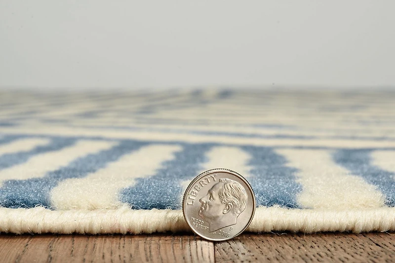 Capri Binya Bone & Blue 4' 3" x 7' 3" Area Rug