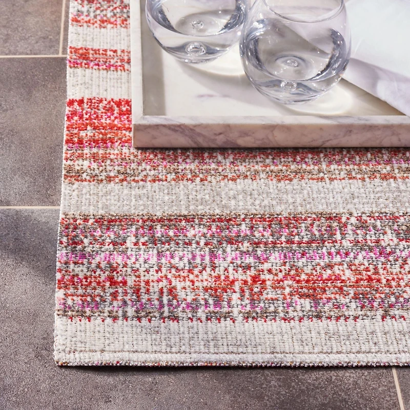 Safavieh Montage Eamon Abstract Outdoor Area Rug
