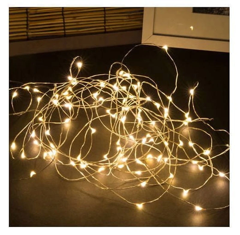 Corde de lumières DEL extérieures en cuivre à énergie solaire de Sharper Image