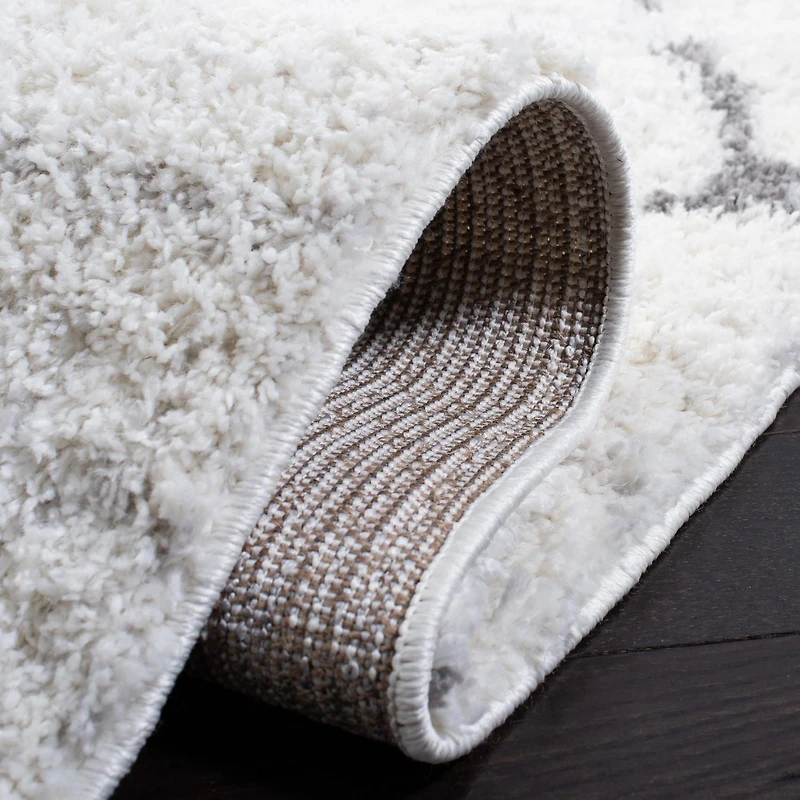 SAFAVIEH Berber Santana Tapis Géométrique Shag