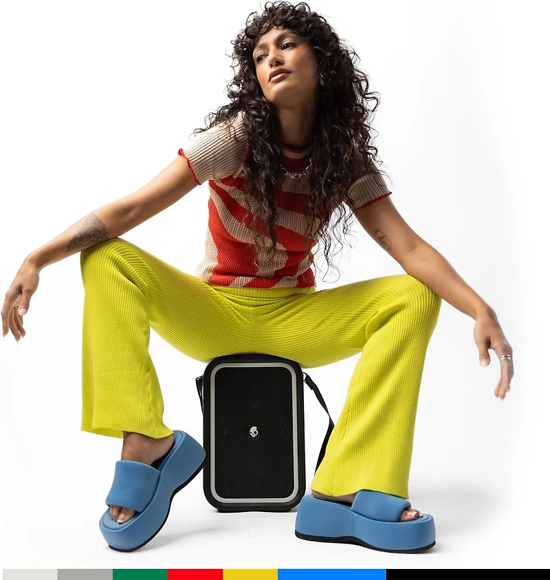 Skullcandy Stomp Bluetooth Speaker – IPX7 Waterproof Wireless Portable Speaker