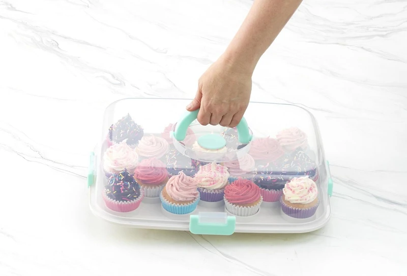 Porte-gâteau et petits gâteaux avec couvercle verrouillable transparent GoodCook Les essentiels de 9 x 13 po (moulé pour tenir les petits gâteaux en toute sécurité). PORTE-GÂTEAU OU PETITS GÂTEAUX GC 18 PG