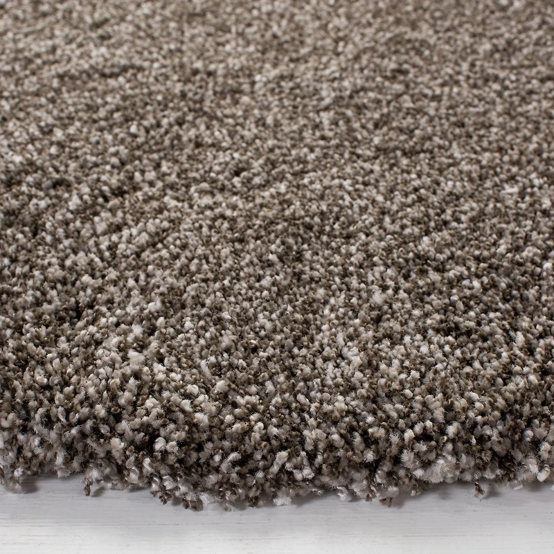 Safavieh Milan Harlow Solid Shag Area Rug