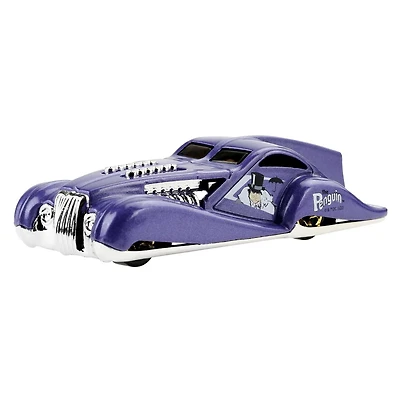 Hot Wheels Batman Screamliner Car, for Kids 3 Years & Older & Batman Fans & Collectors