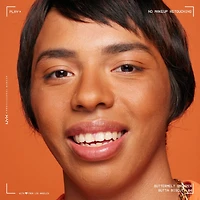 Poudre Bronzante Buttermelt NYX Professional Makeup, 12hr d'utilization Poudre bronzante compacte