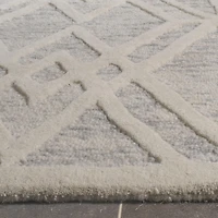 Safavieh Cambridge Rordan Faded Geometric Area Rug