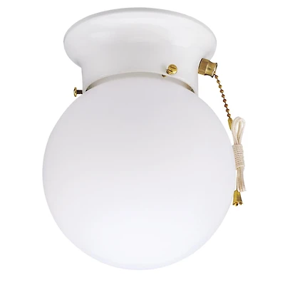 Westinghouse Lighting Plafonnier Encastré à une lumière en blanc avec l'interrupteur à chaînette - Globe en verre blanc