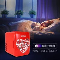 Coca-Cola Mini réfrigérateur portable 4 L, mini refroidisseur/réchauffeur 6 canettes pour les voyages, le bureau et la maison - Rouge