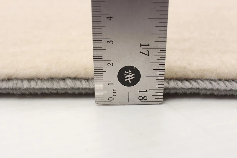 Tapis ECARPET Moderne pour Salle à Manger, Salon, Chambre Burke Gris