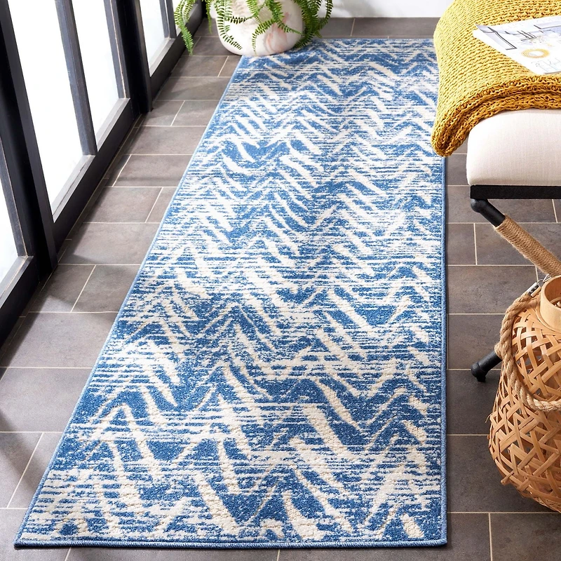 SAFAVIEH Cottage Ronni Chevron Indoor/Outdoor Area Rug