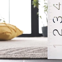 SAFAVIEH Beach House Cherlyn Botanical Indoor/Outdoor Area Rug