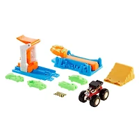 Hot Wheels Monster Trucks Launch and Bash Playset