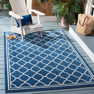 SAFAVIEH Amherst Trina Geometric Area Rug