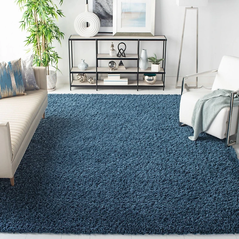 Safavieh August Sophia Solid Plush Shag Area Rug