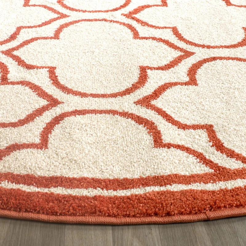Safavieh Amherst Wilson Geometric Area Rug