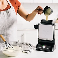 Ninja BW1000C NeverStick Belgian Waffle Maker
