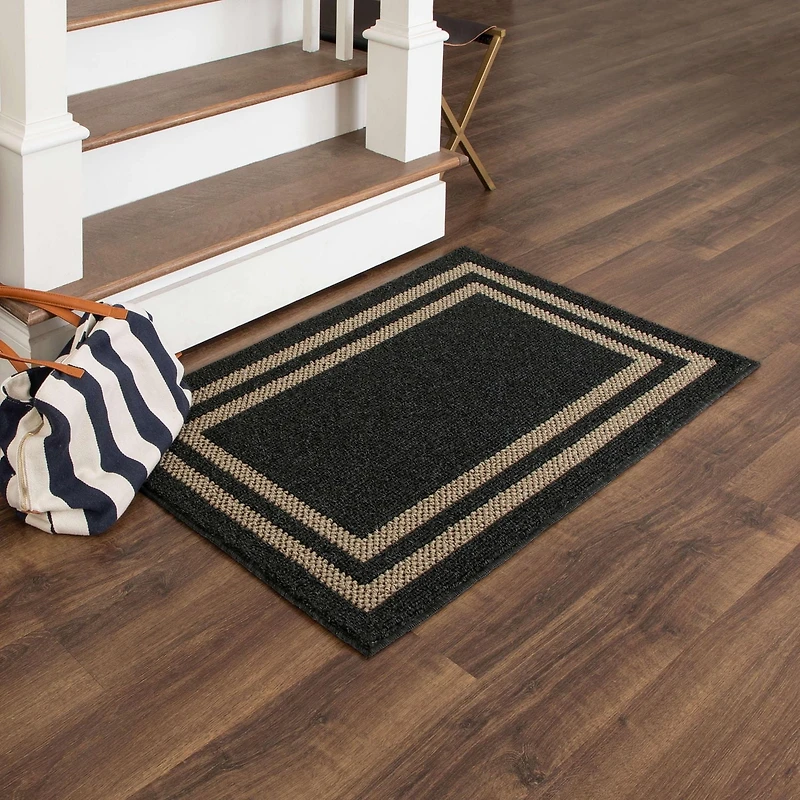 Mohawk Home Hall Border Near Black/Tan Tufted Polyester Area Rug
