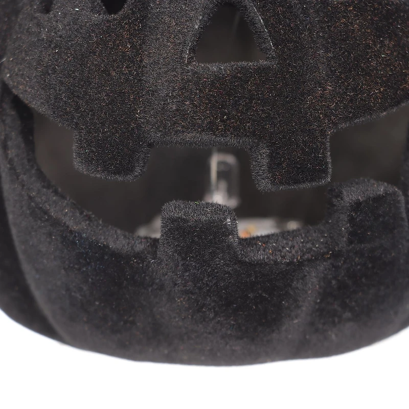 Citrouille noire sur le thème d’Halloween pour les décorations d’intérieur d’Halloween