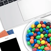 M&M'S, Peanut Milk Chocolate Candies, Pantry Size Share Bag, 800g, 1 pouch, 800g