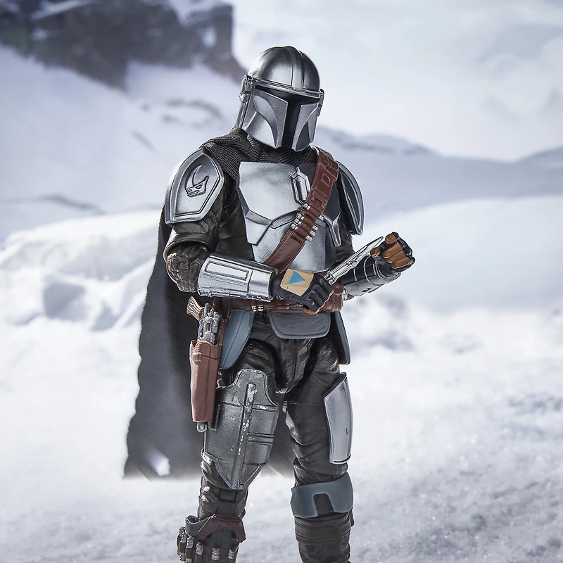 Star Wars The Black Series, figurine deluxe Le Mandalorien et Grogu à l'échelle 15 cm, Star Wars: The Mandalorian & Grogu, cadeau