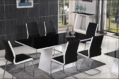 Canadian Julius Dining Table