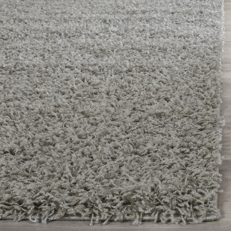 Safavieh Athens Solid Plush Shag Area Rug