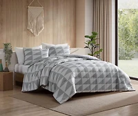 SOCIAL STANDARD by SANCTUARY 3 Piece Printed Comforter Set, Wrinkle Resistant, Eco Friendly and Easy Care