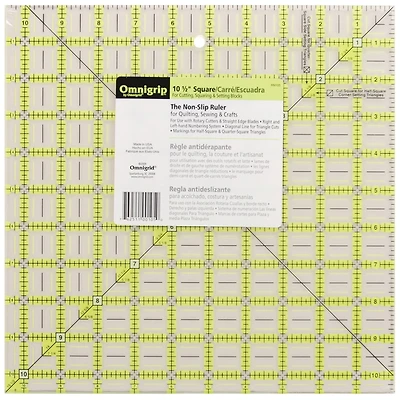 Règle de quilting carrée antidérapante Omnigrip 10-1/2" x 10-1/2" par Omnigrid