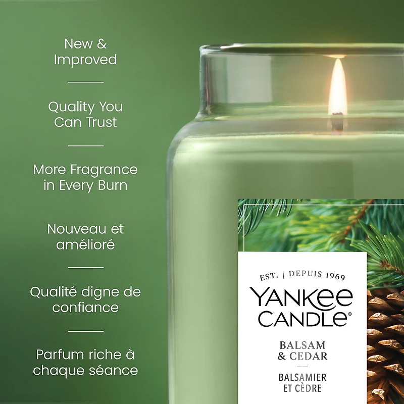 Bougie en grand pot Yankee Candle, parfumée avec jusqu’à 150 heures de temps de combustion, baume et cèdre
