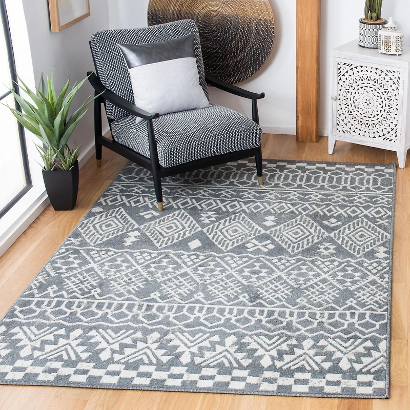 Safavieh Pyramid Henrietta Geometric Area Rug