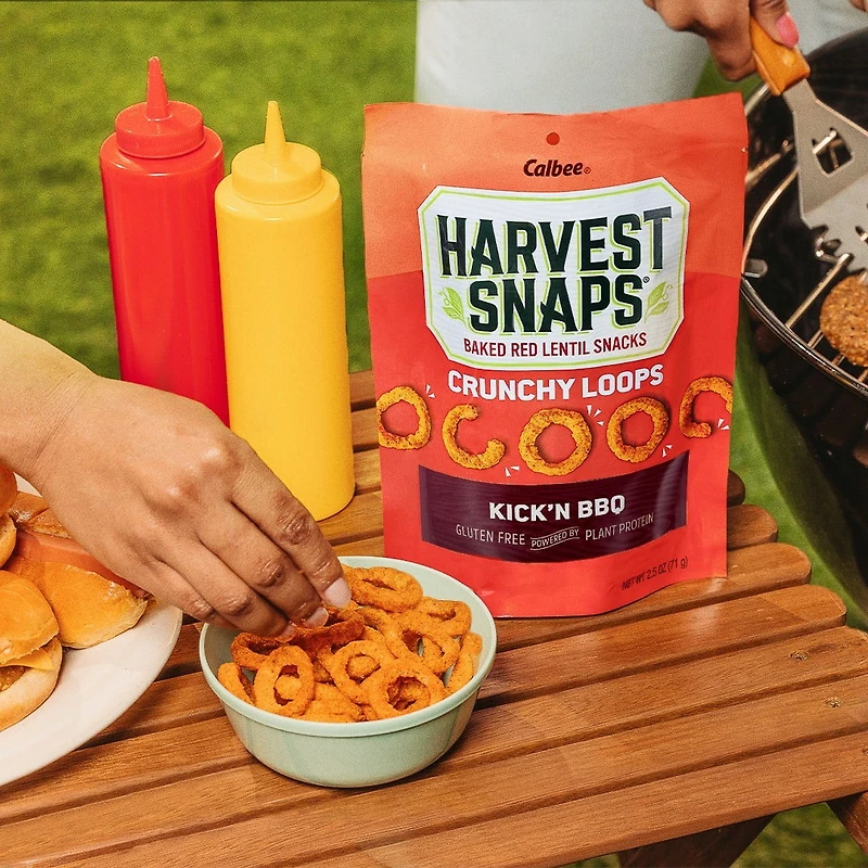 Harvest Snaps Crunchy Loops Kick'n Barbecue 71g Harvest Snaps Crunchy Loops Baked Red Lentil Snacks, Kick’N BBQ, Sans gluten