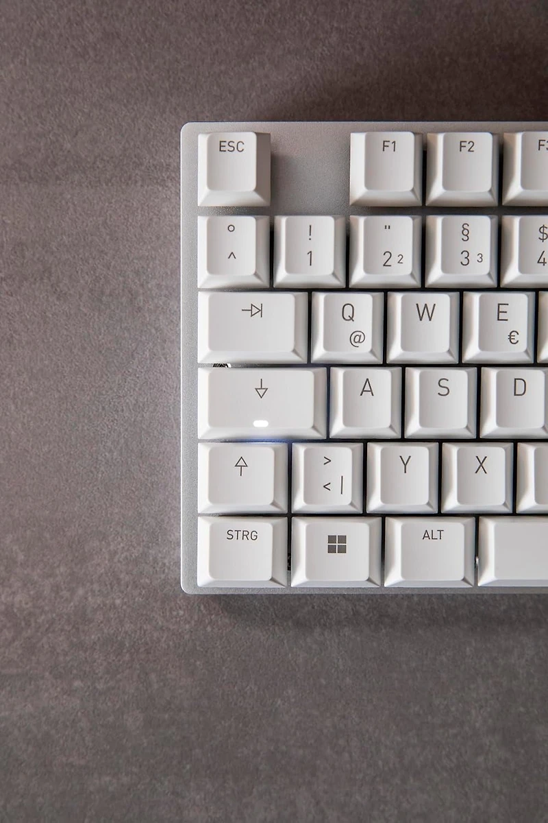 Clavier mécanique Cherry KC 200 MX avec nouveaux switchs MX2A, blanc/argenté.