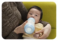 MAM Easy Start Anti-Colic Bottle 9 oz (1-Count), Baby Essentials, Medium Flow Bottles with Silicone Nipple, Baby Bottles for Baby Boy