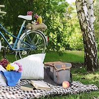 Glacière pliable Ozark Trail 24 canettes avec doublure rigide, couleur bleue, capacité de volume de 8,37 pintes ou unité de mesure de 24 canettes.