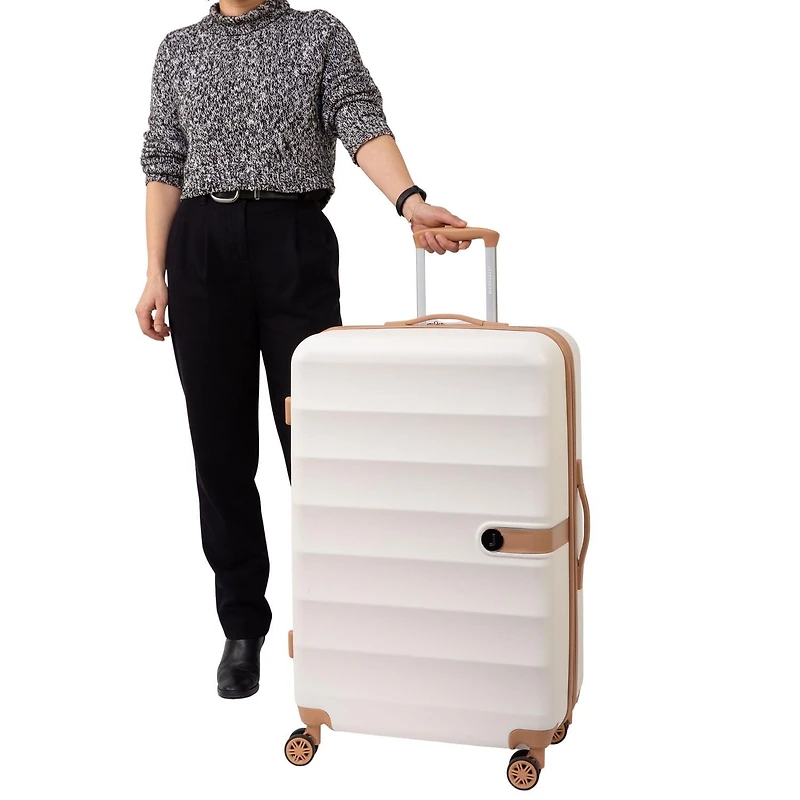 JT 28IN HARDSIDE HRT, Expandable Suitcase for Travel