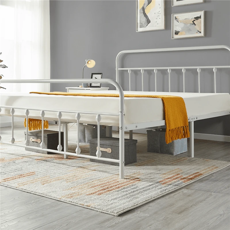 Fullfurnique Lit de plateforme métallique avec tête et pied de lit hauts pour adultes, Twin, Blanc