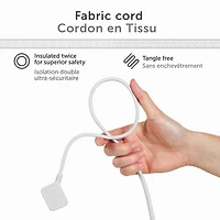 Rallonge électrique en tissu blanc de 3,7 m (12 pi) et de calibre 16/3 à 3 prises avec fiche coudée et crochet intégré de Globe Electric