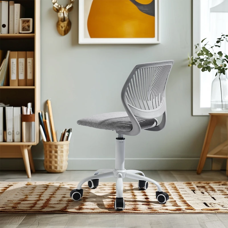Chaise de bureau ergonomique pour enfant Homy Casa avec roulettes pivotantes et réglables en hauteur, structure robuste