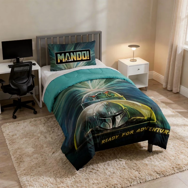 Mandalorian Queen Comforter Set