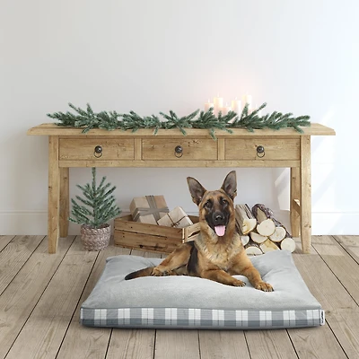 Vibrant Life Large Deluxe Gusset Pillow Dog Bed, 42" Grey White Plaid