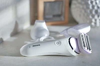 Philips SatinShave Prestige Women's Electric Shaver, Cordless Wet & Dry Use, 5 Accessories, BRL170/00, 1 Electric shaver