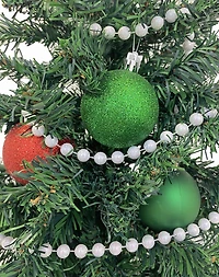 Holiday Time 18 Ft Beaded Garland White, Holiday Time 18 Ft Beaded Garland