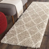 Safavieh Montreal Vesela Geometric Shag Area Rug