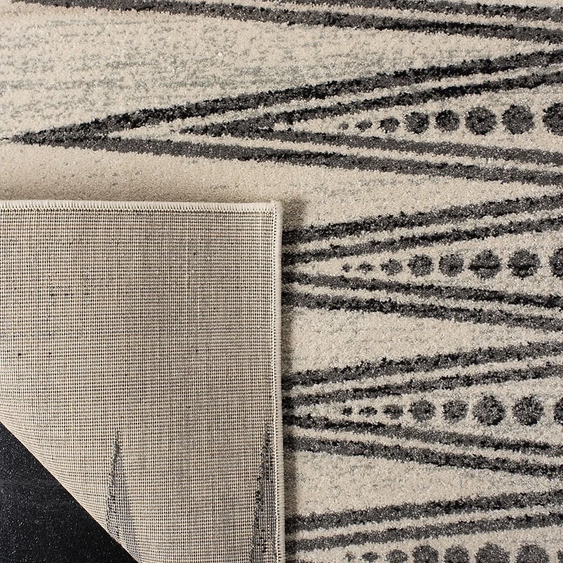 Safavieh Evoke Keisha Abstract Geometric Area Rug