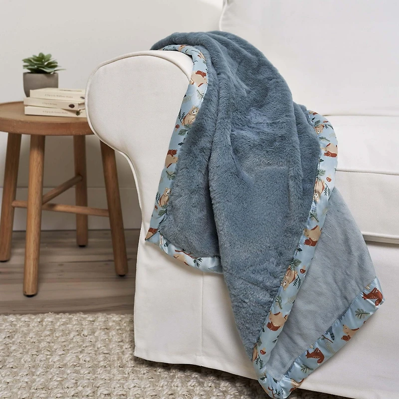 Modern Moments by Gerber Baby 1 Pack Plush Blanket with Satin Trim, Sized 30" x 40"